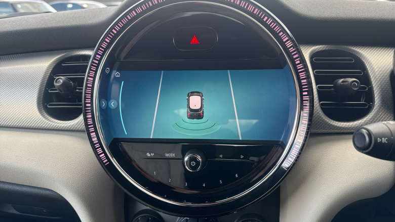 MINI Hatchback 1.5 Cooper Exclusive 5dr Auto Petrol Hatchback